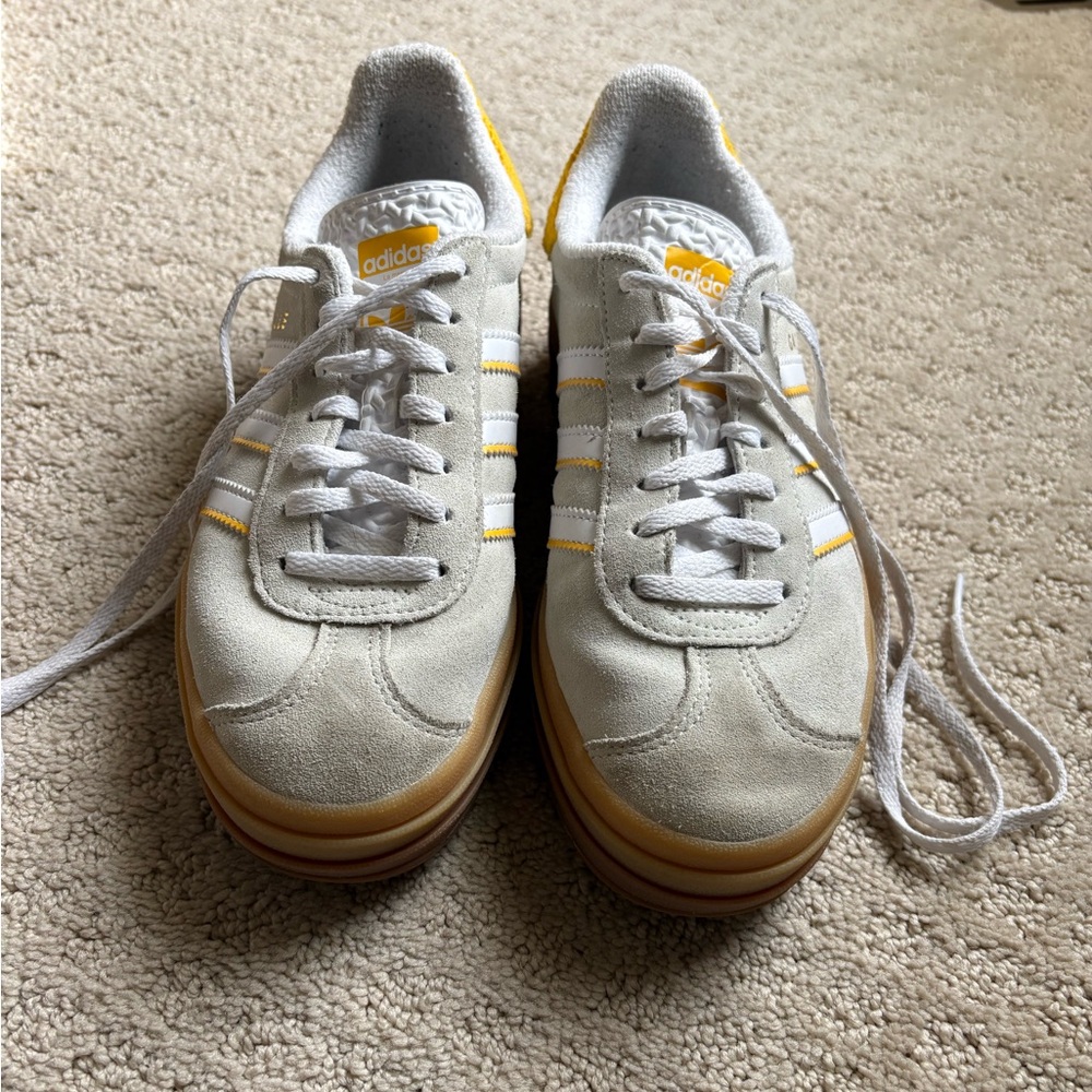 Adidas Gazelle platform sneakers size 6.5